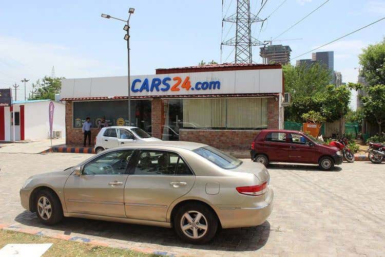 How to Get The Best Price For Your Used Car at CARS24