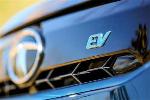 Upcoming ev cars under 8 lakh 2023